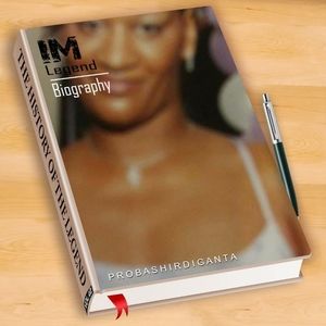 Meet your Posher, Cassandra